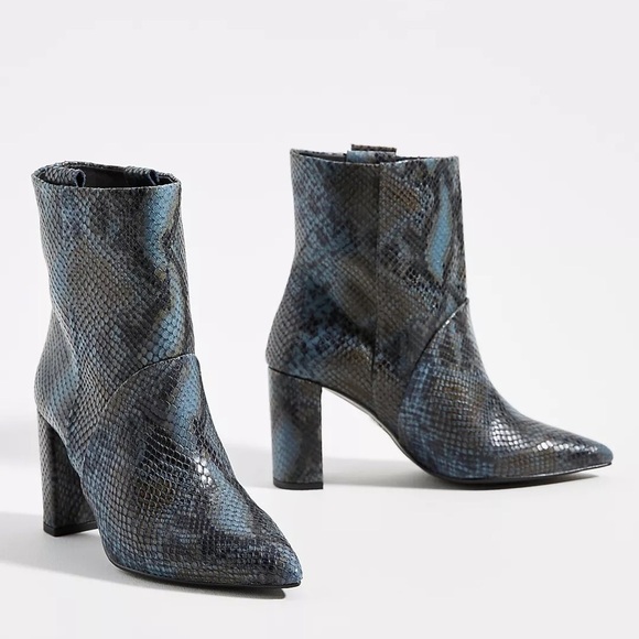 Anthropologie Chio Blue Snake Print Ankle Boot Booties, Size 40 - Picture 1 of 11